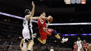 Jeremy Lin back in a Rockets uniform