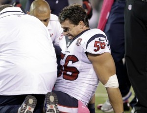 Brian Cushing down with another season ending injury (AP Photo/Kathy Willens)